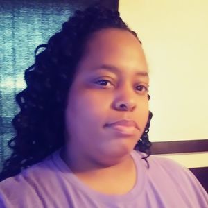 Meet your Posher, Kendra